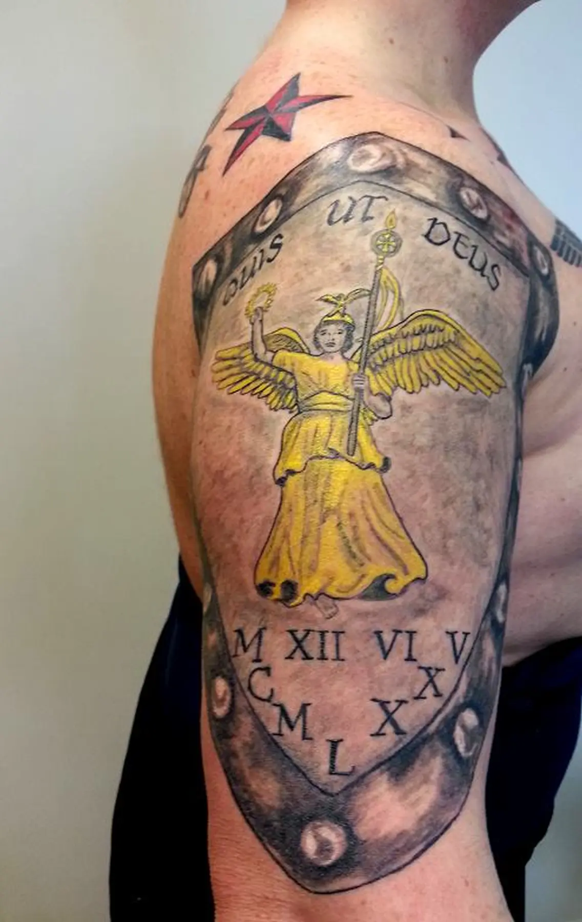 Ingesś Tattoo & Piercing Stübchen Tätowierung auf dem Arm